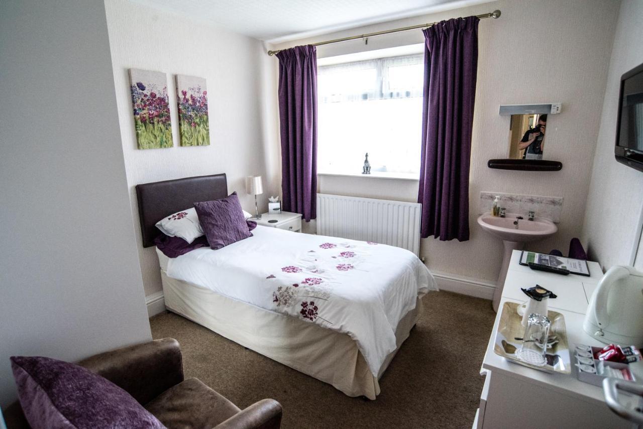 Holcombe Guest House Barnetby le Wold المظهر الخارجي الصورة